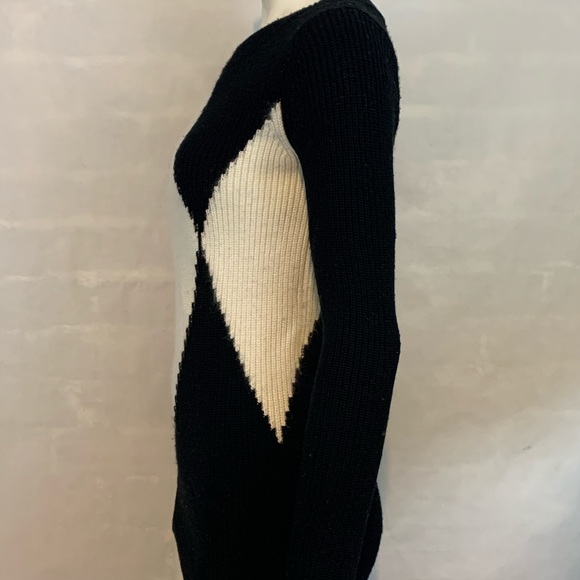 Pink Tartan Graphic Diamond Sweater - Picture 3 of 7